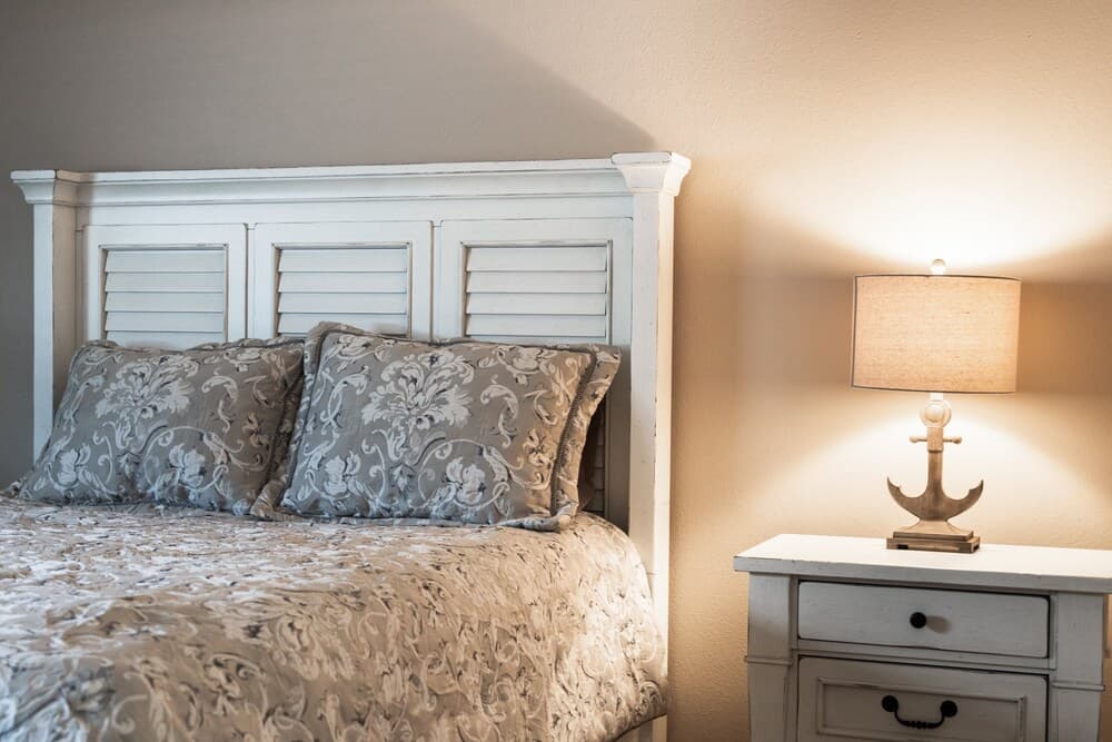 Pinecrafts Edge ~ 15 Minutes To Beaches ~ Sleeps 6