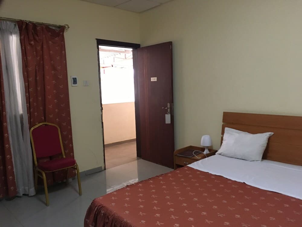 MIVENA - on airport street