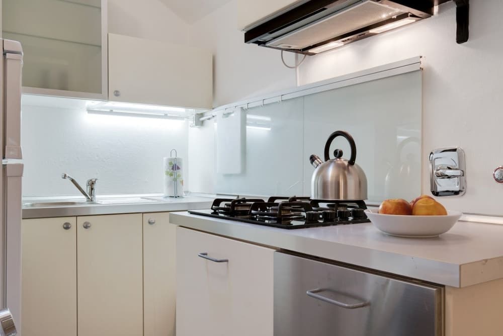 Via Santo Stefano Secret Garden Apartment