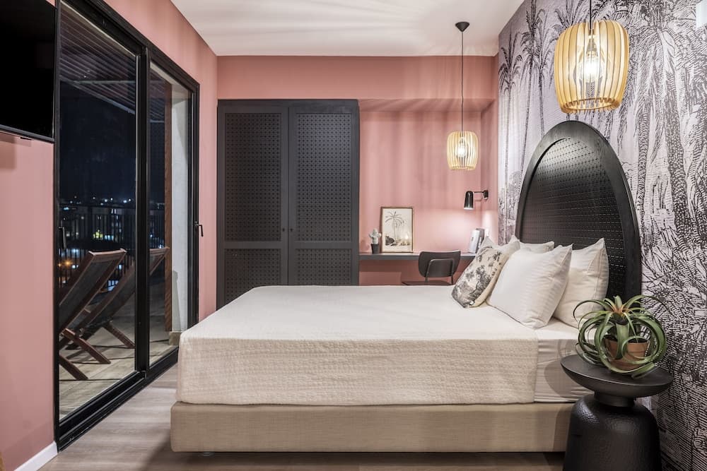 Mr. Soof - By TLV2GO