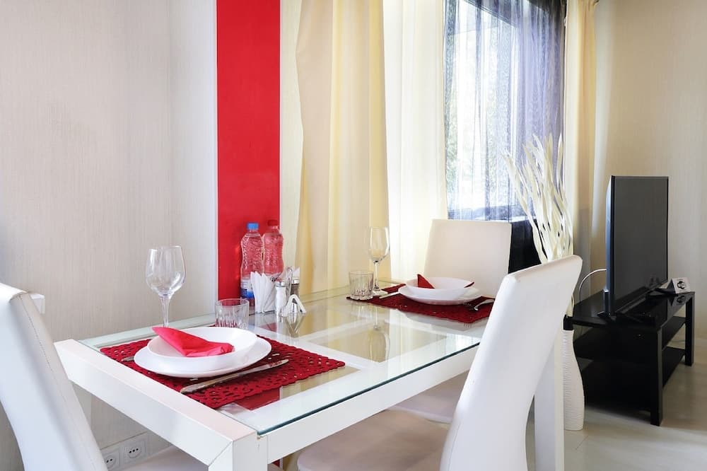 PaulMarie Apartments on Lazo