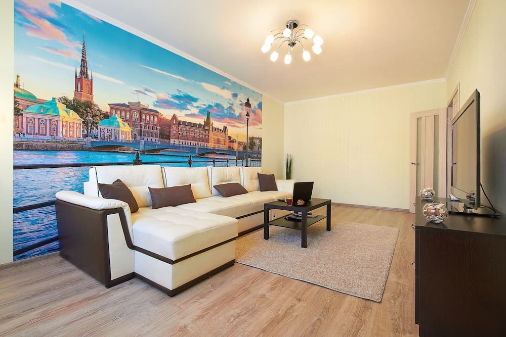 PaulMarie Apartments on Mazurova