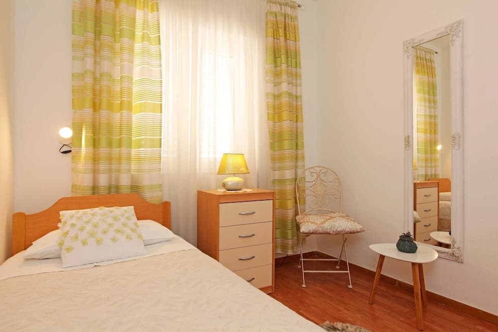 Sunshine Apartment Doda