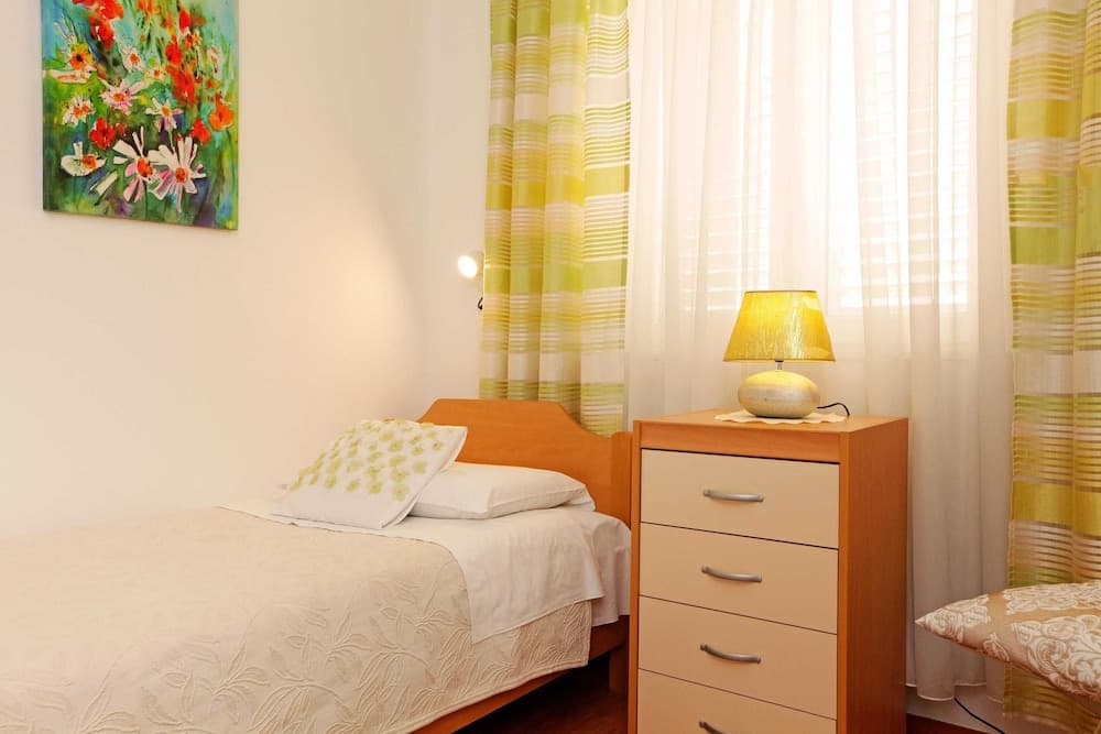 Sunshine Apartment Doda