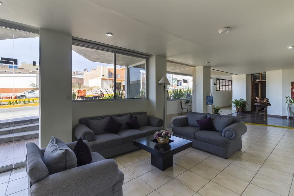 Capital O Plaza Galindo