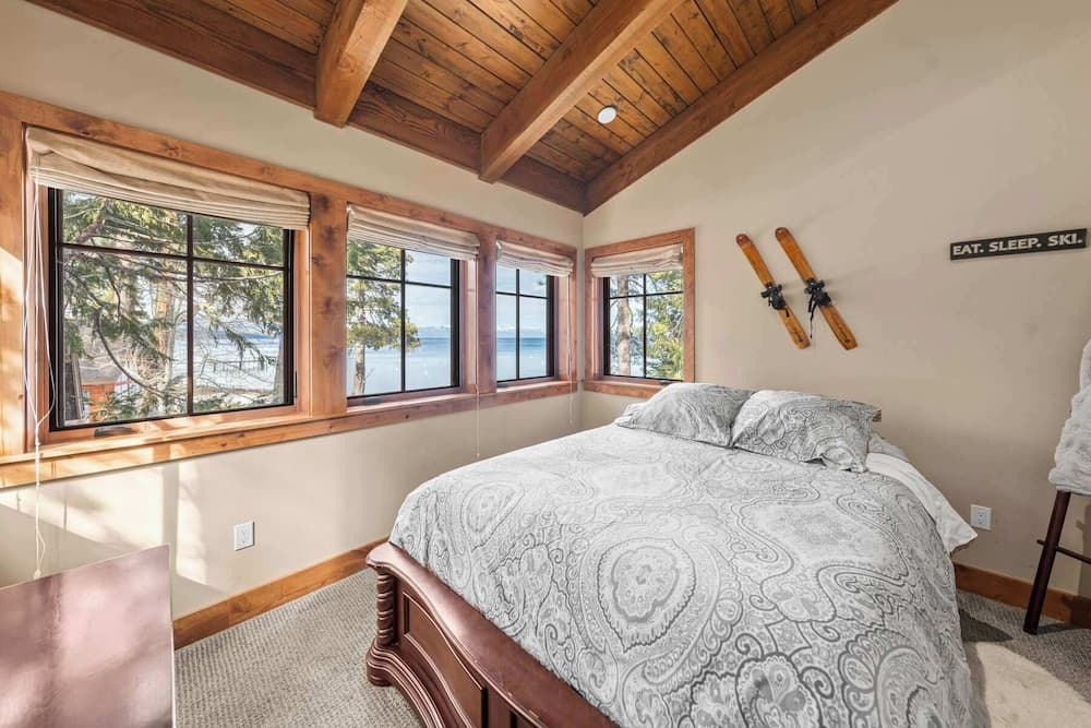 West Lake Serenity 180 Degree Lake Views