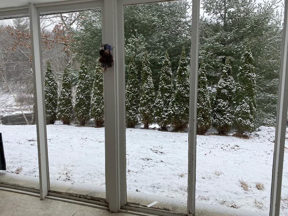 Relaxing 2BR Lakehouse by CozySuites