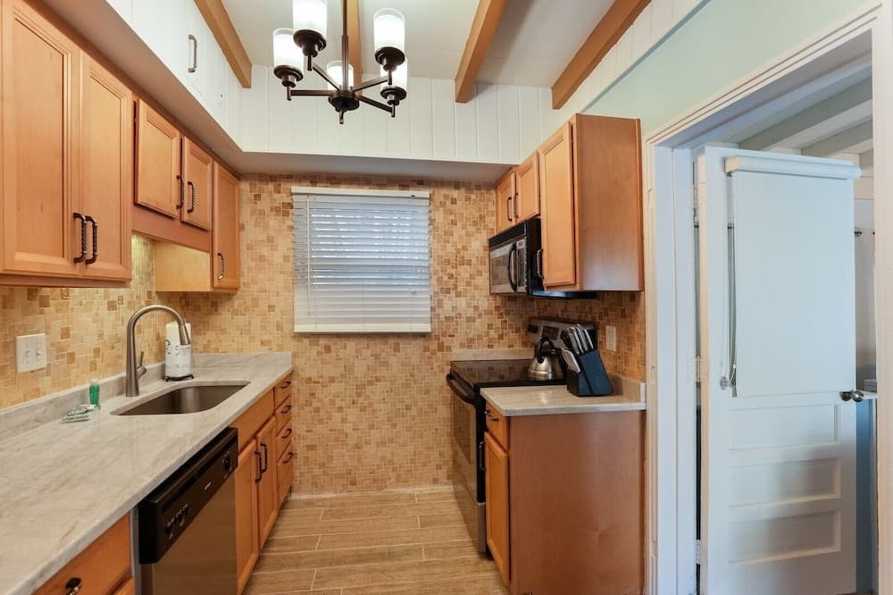 Island Gem A 2 Bedroom Villa by RedAwning