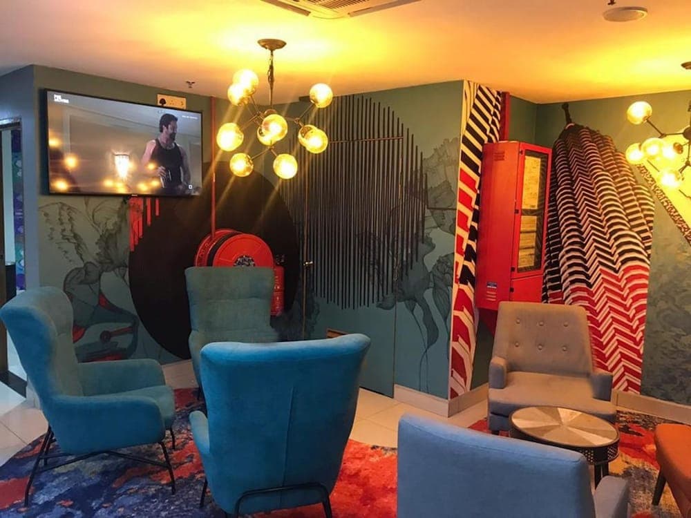 Hotel Living At Dsulaiman