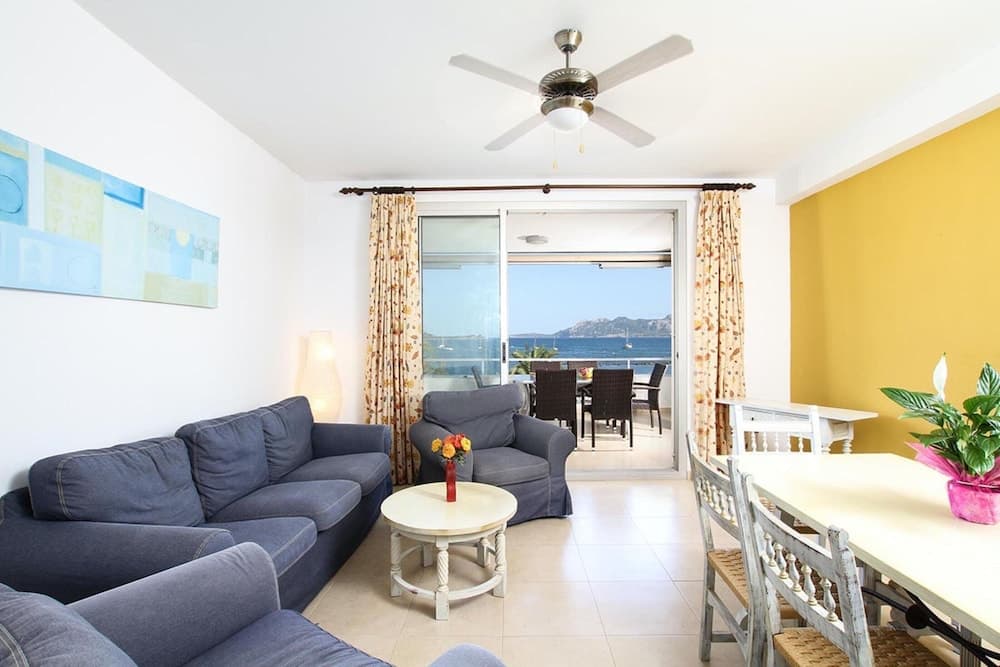 Apartment - 3 Bedrooms with WiFi and Sea views - 108769