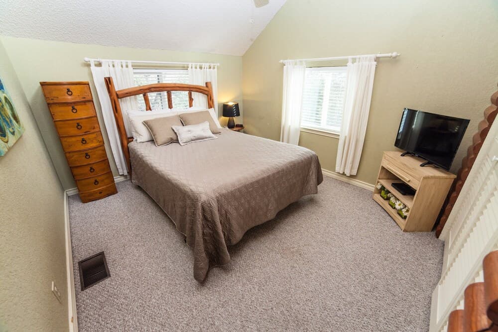 Casa del Arbol Tree House for 14 Guests