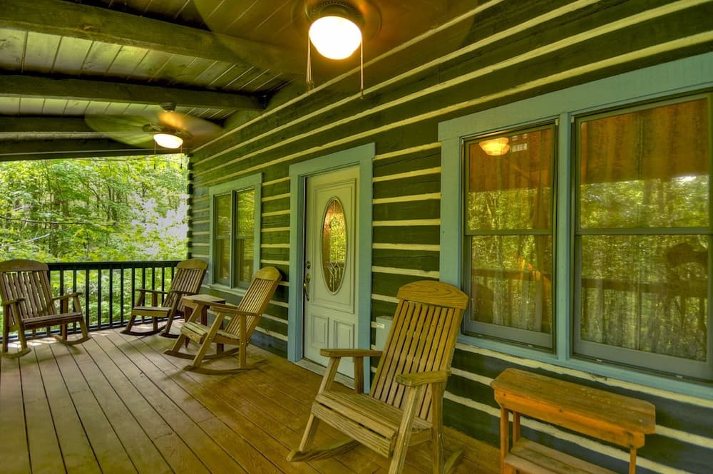 Sans Souci- Friendly Retreat