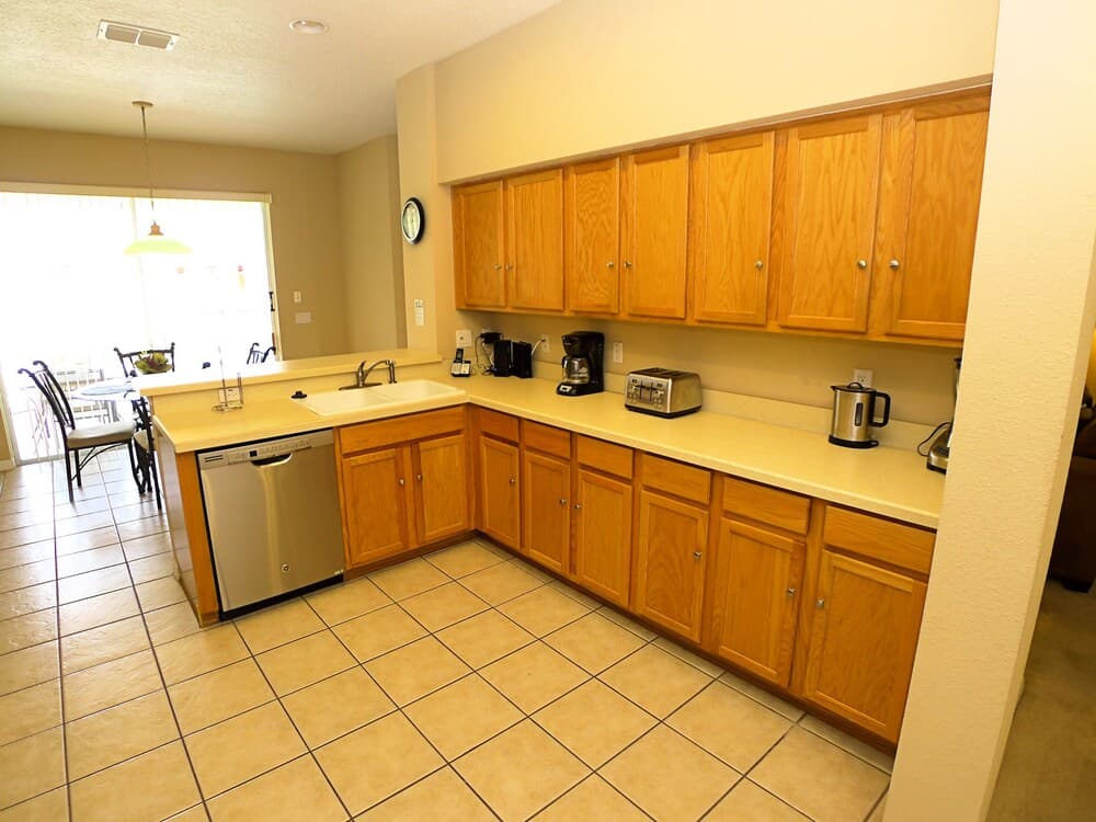 4 BED Pool Home ON Golf Community