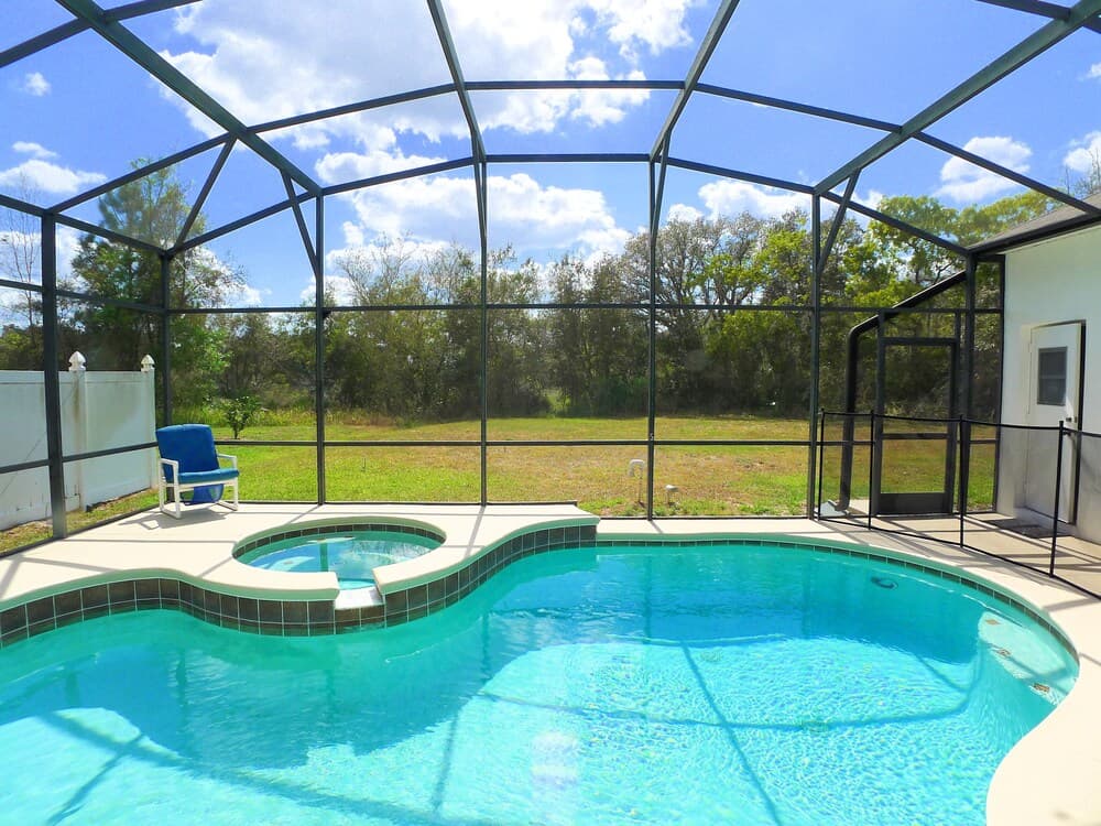 5 BED Pool Home ON Gated Community