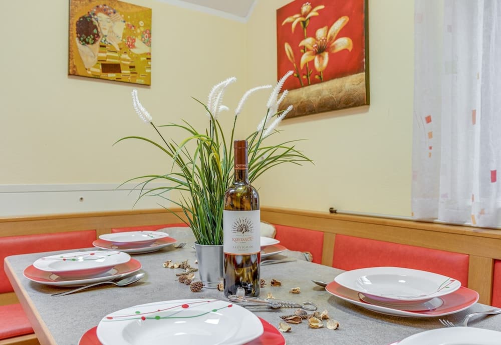 Countryside Hut 800m From Ski