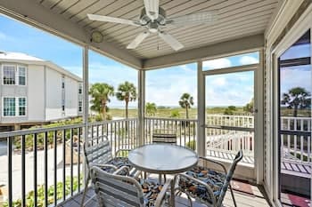 Beach Two Bedroom Villa by Redawning