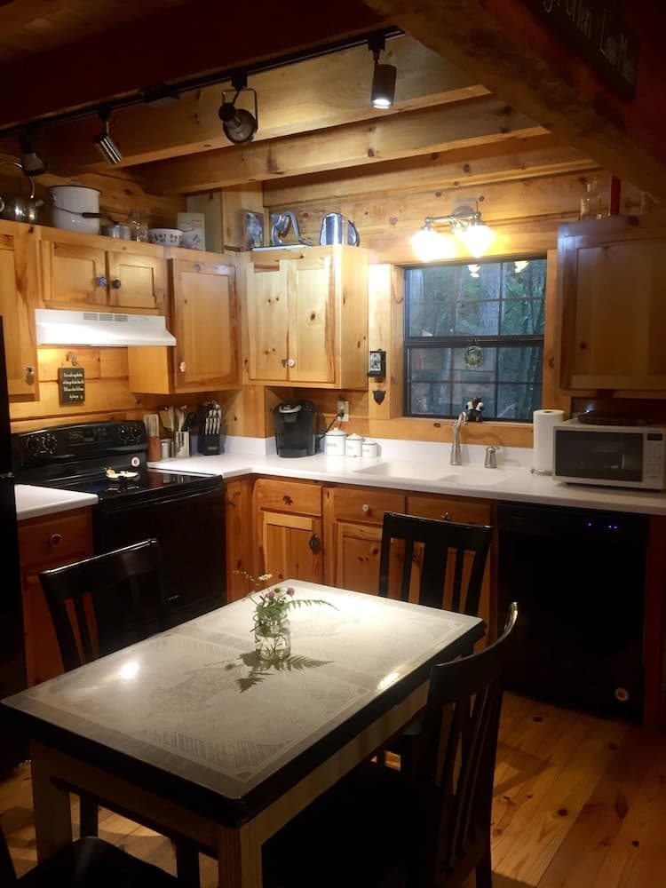 A Tranquil Place- Fightingtown Creek Frontage