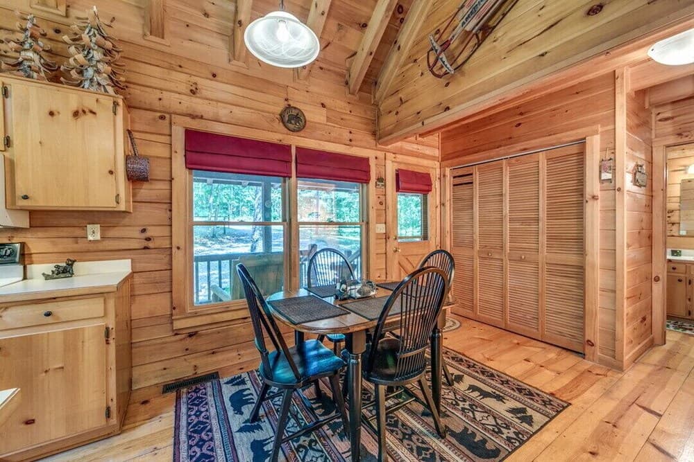 Bear Foot Ridge- Pet Friendly, Blue Ridge & Casino