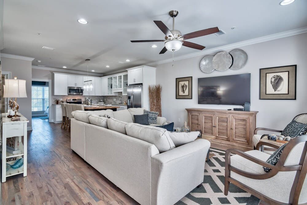 Azure Seas Villa NEW Luxury Steps To Beach