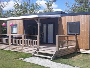 Modern 6-person Chalet in the Frisian Countryside, 3 Bedrooms and Wifi