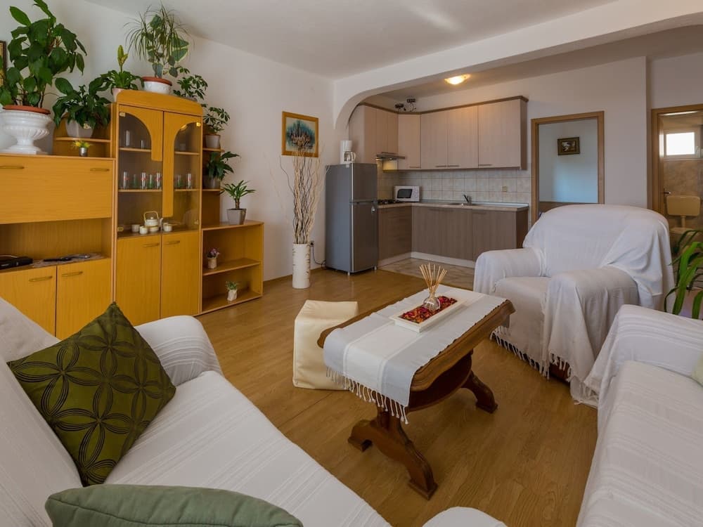 Lovely Apartment in Crikvenica near Sea Beach