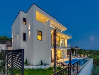 Luxurious Villa in Crikvenica With Wellness Spa