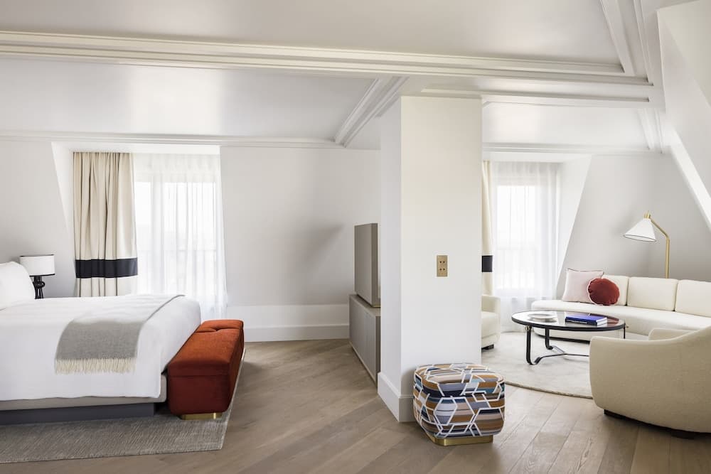 Kimpton St Honore Paris by IHG
