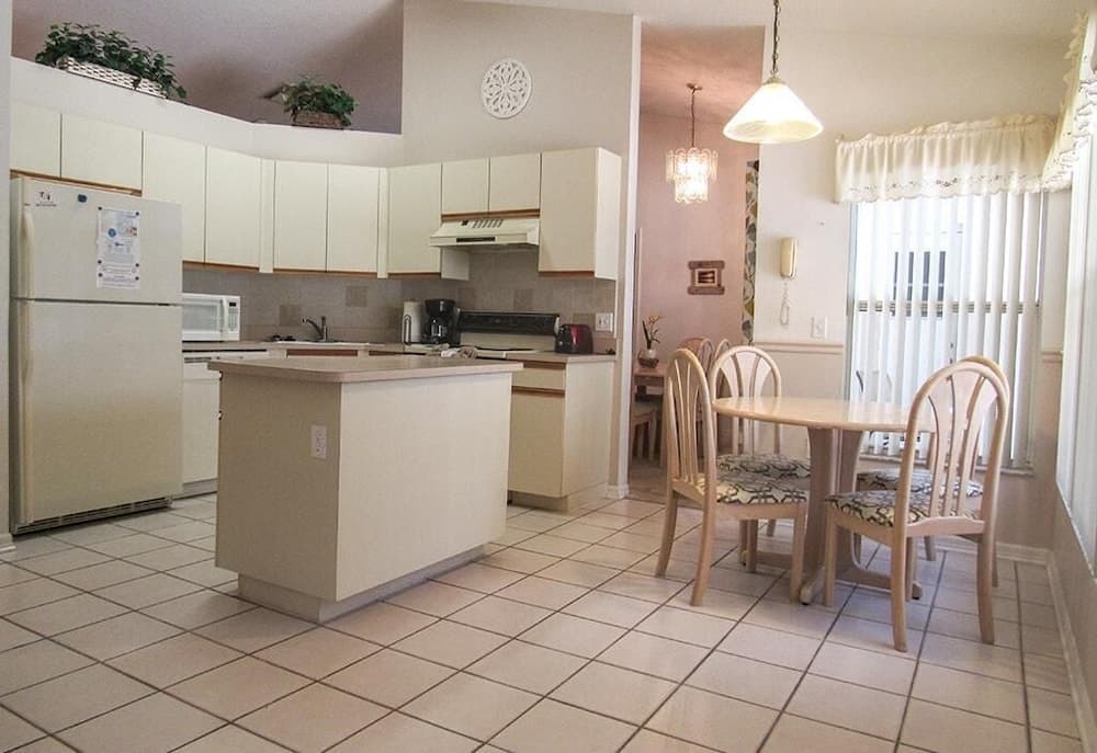 Ref 22 Villa With own Pool Near Disney Gas BBQ