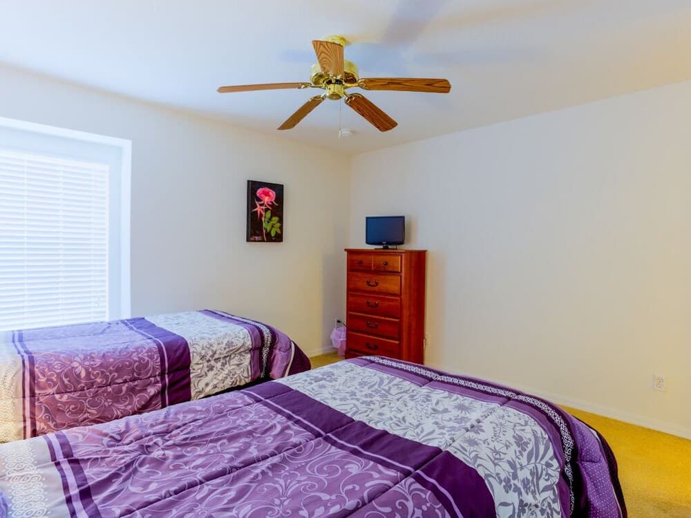 South-facing Pool With Spa & Games Room