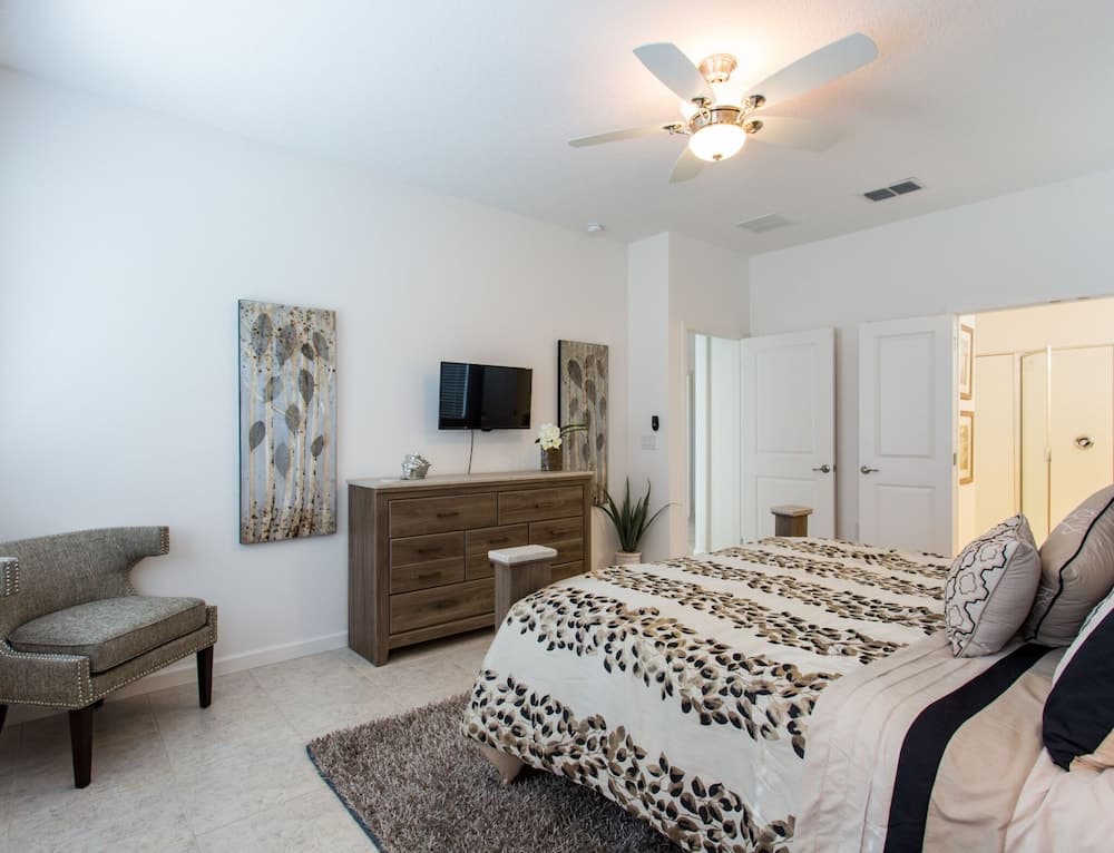 Gated Resort, Media Room & Games Room, Pool & Spa