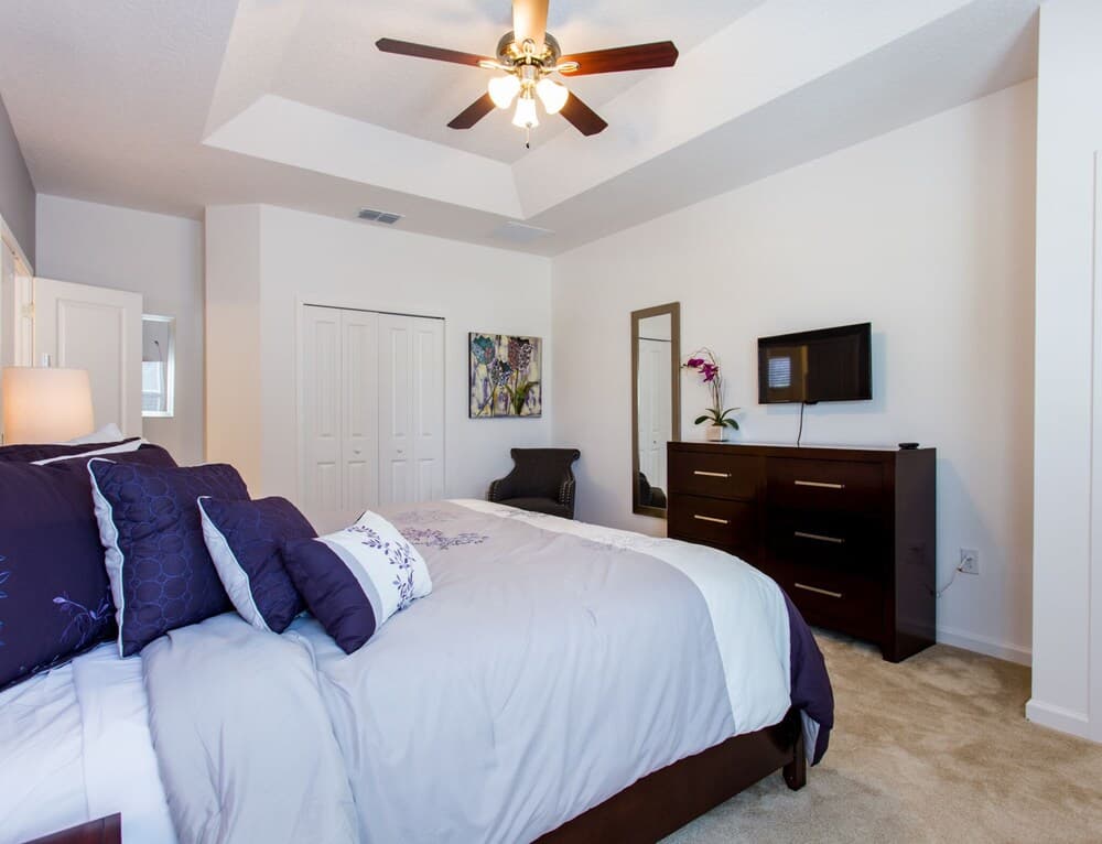 Home Theater, Games Room, Pool, Spa & Lake View!!