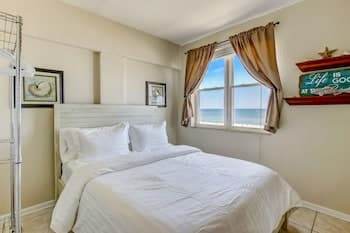 180 Degree Ocean Views Sunrise Sensation