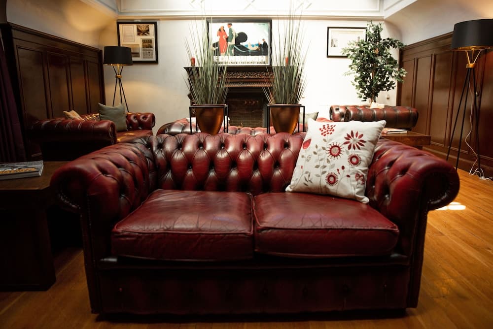 The Woodside Hotel, Aberdour. Exclusive Use