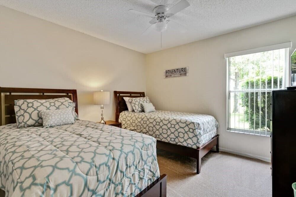 Close to Disney, Private Pool & Spa, Refurbished