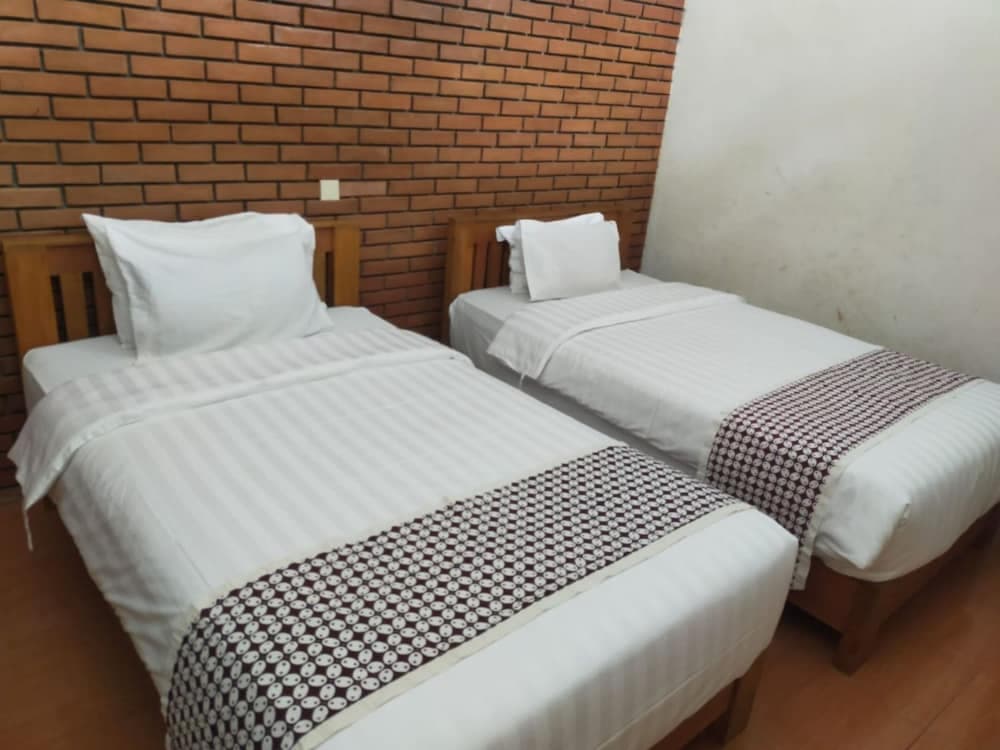 Omah Rohadi Syariah by Ndalem Beong