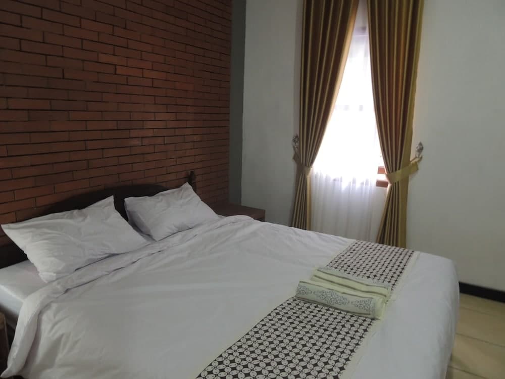 Omah Mardi Syariah by Ndalem Beong