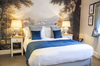 The Bell Alderminster