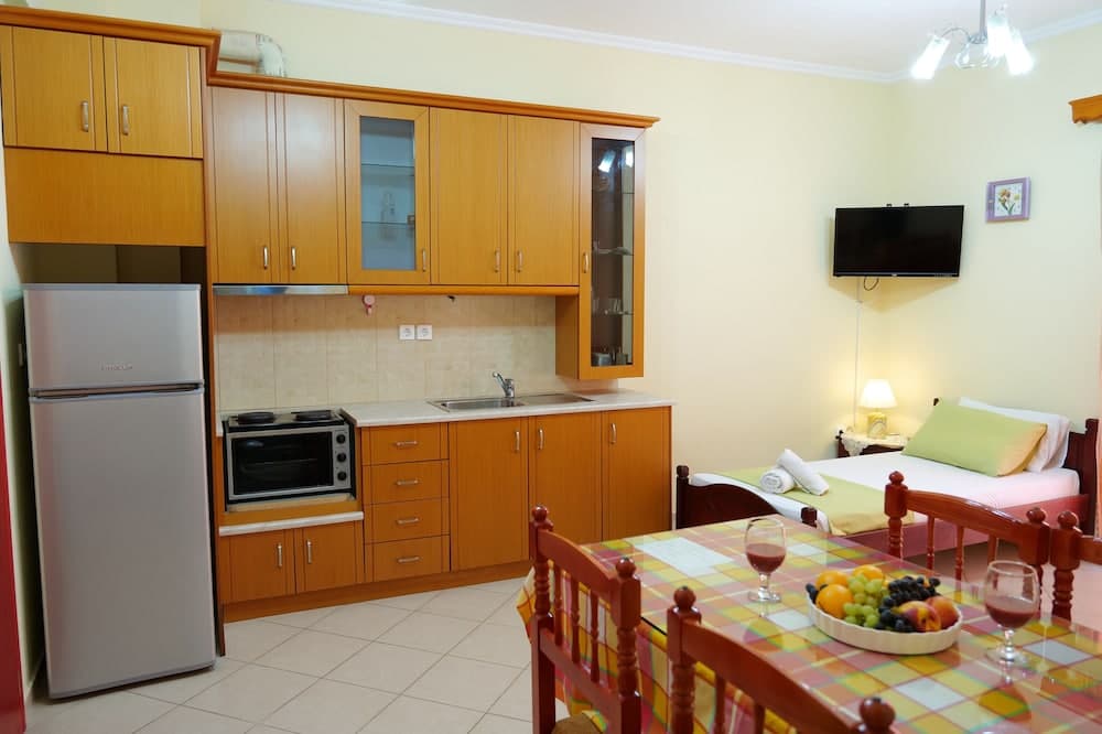 Lovely 2-bedroom Apartment in Saranda