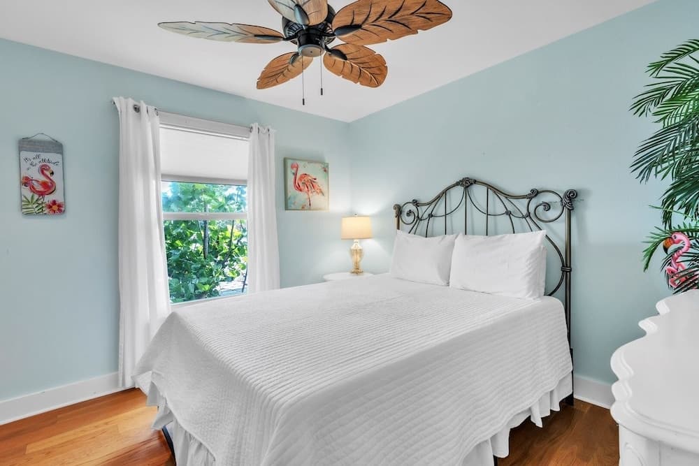 Coconut 3 Bedroom Home by RedAwning