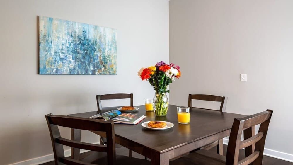 Cozysuites TWO Beautiful 2BR 2BA Apartments