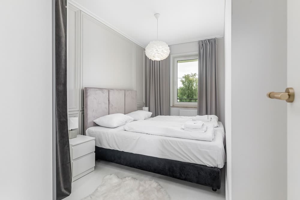 Apartments Grunwaldzka 49 by Renters