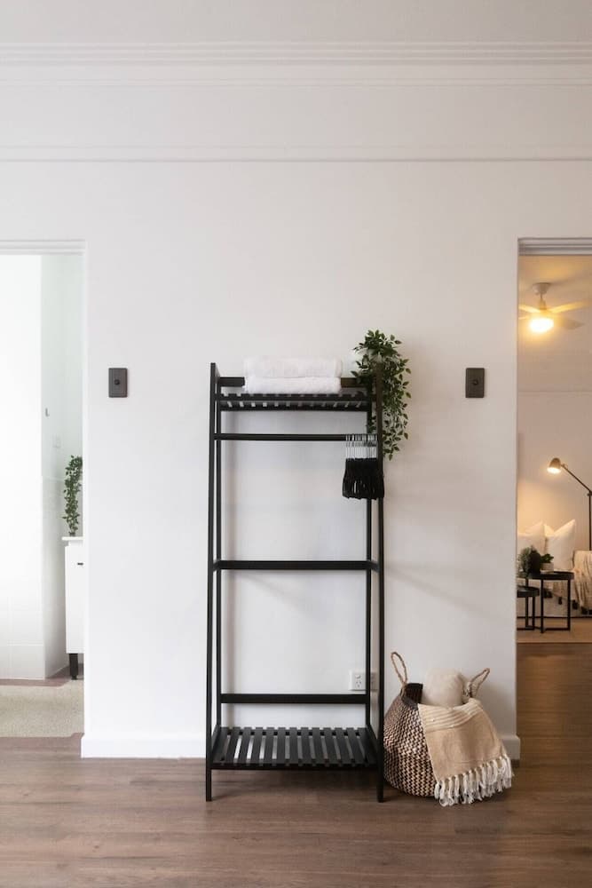 Stylish 1 Bedroom Apartment Near Beach