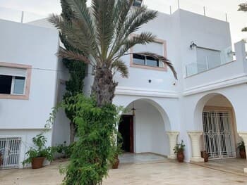 Airbetter - Luxurious 5bed Villa & Studio Patricia With Pool