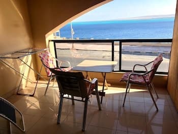 Cosy & Cute Studio at The Views Hurghada Waterside