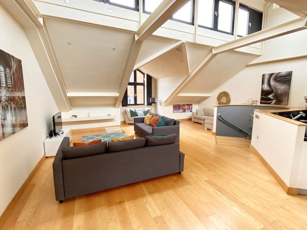 Oxford Penthouse Suite