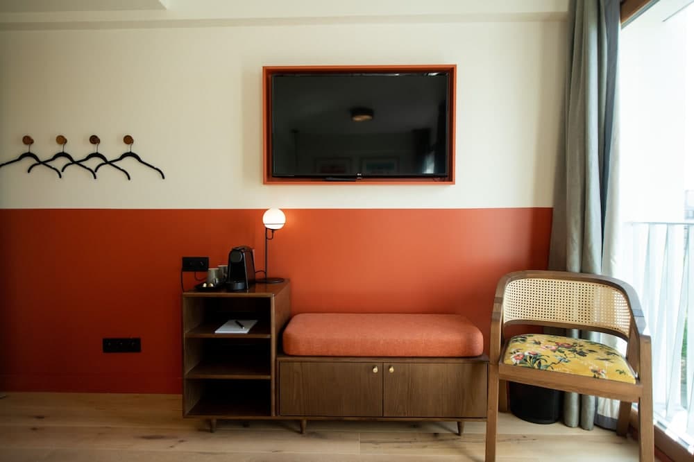 The People - Paris Nation - Hostel