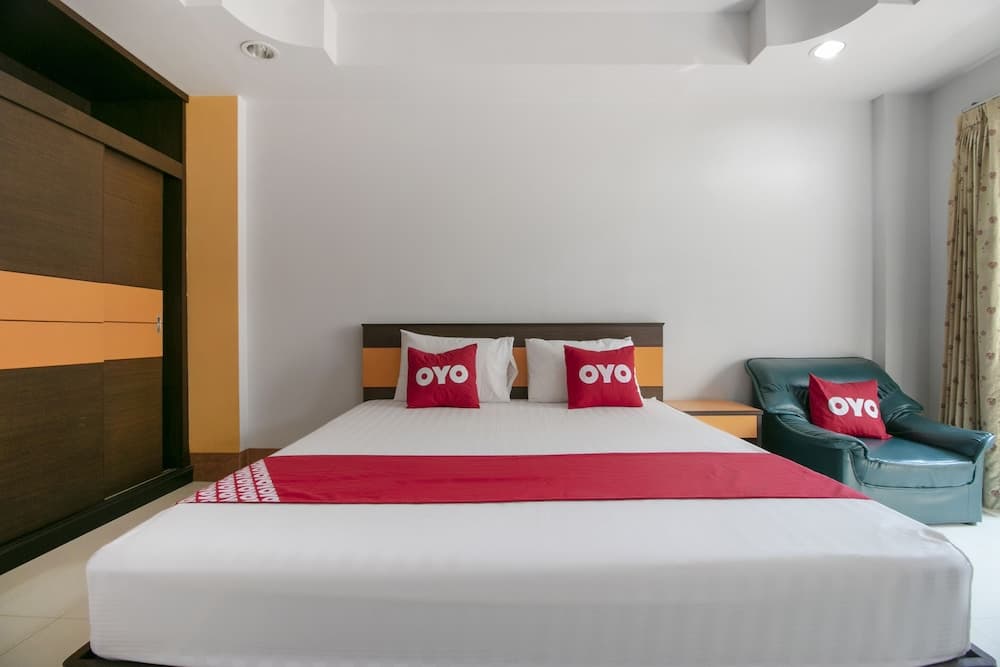 OYO 75387 Four Men Court