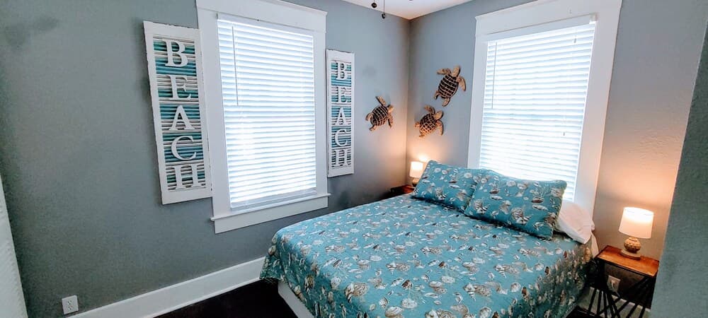 Seaglass 4 Bedroom Home by Redawning