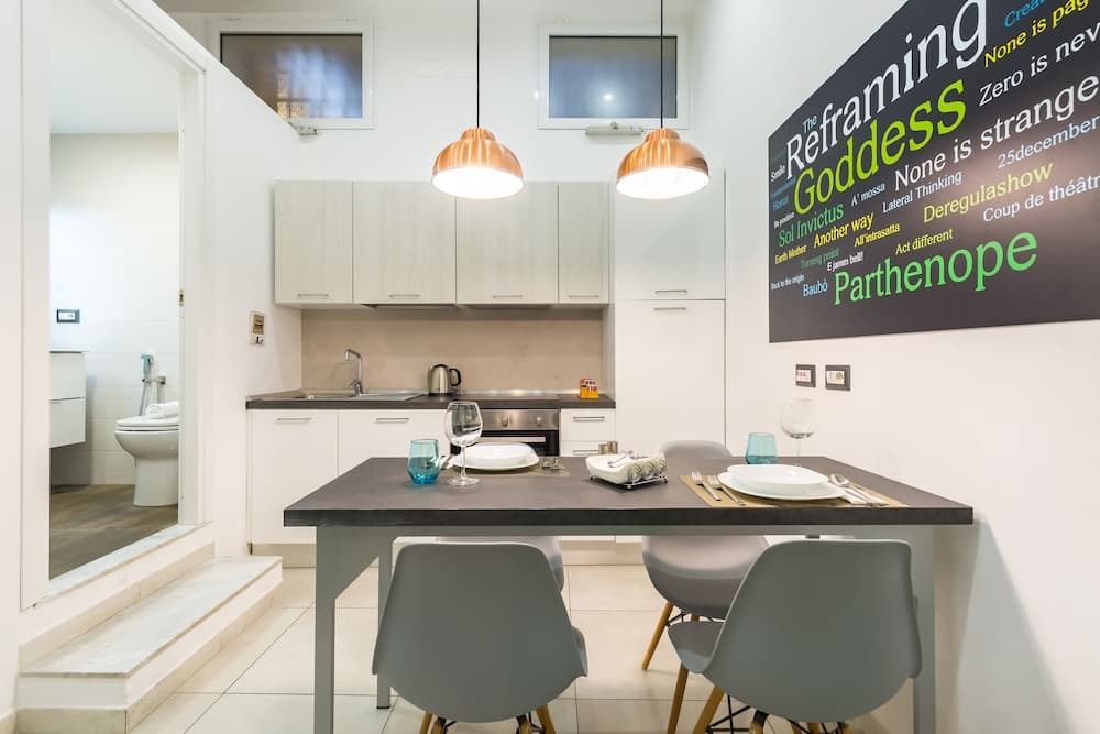 Baubo - S. G. Armeno by Napoliapartments