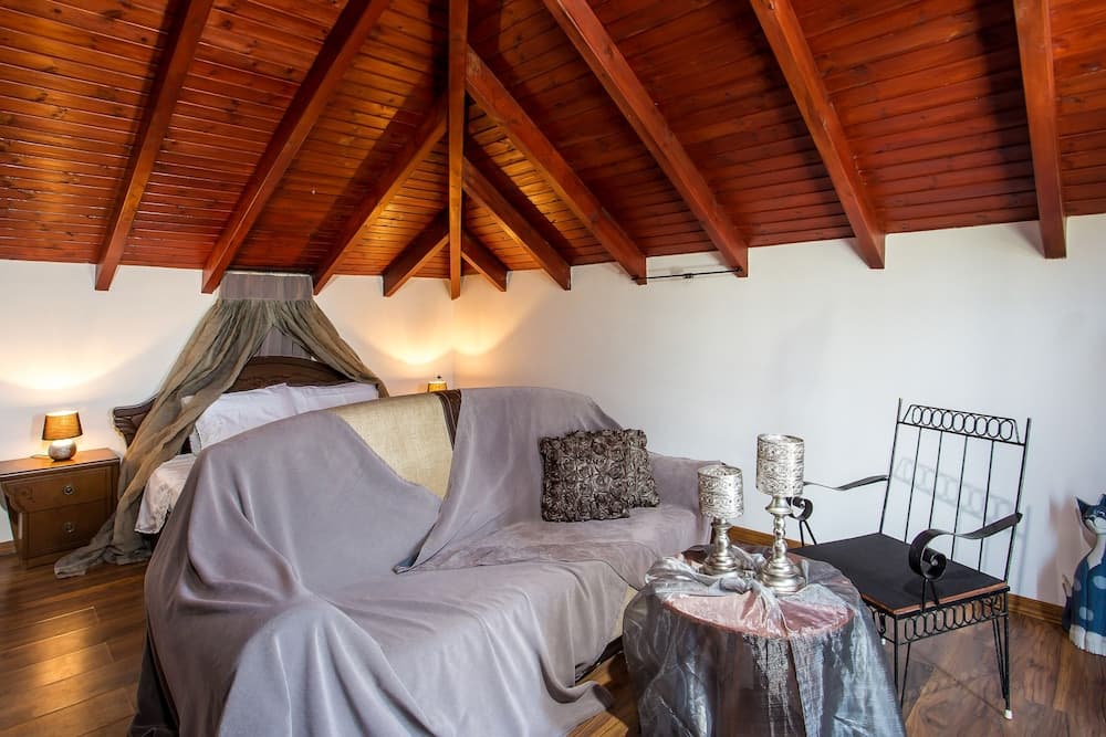 Villa Marilia - Lux home near Beach